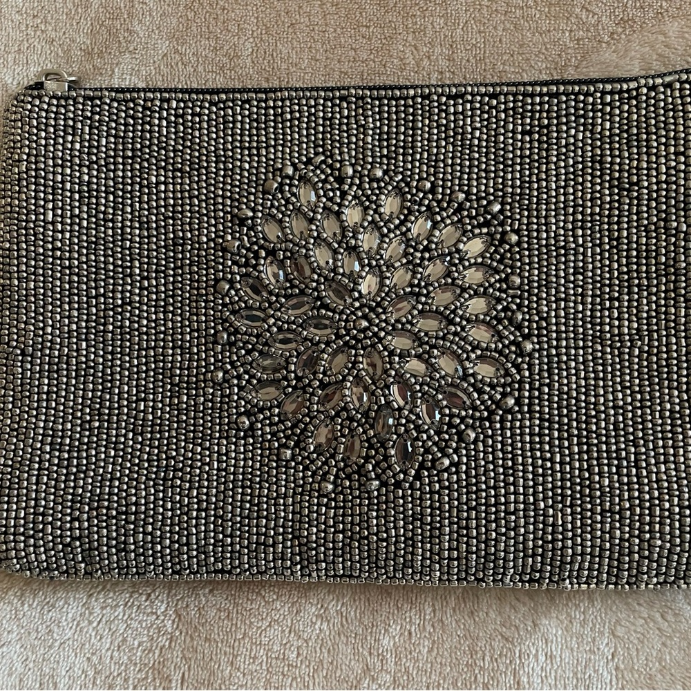 Bamboo Trading Company elegant beaded wristlet/clutch - Picture 2 of 6
